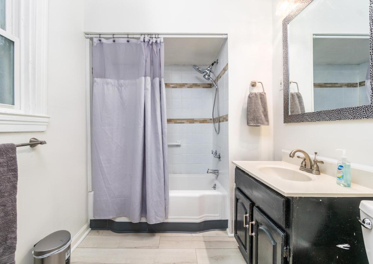 Beautiful Apartment On The West Side In Buffalo Exterior photo