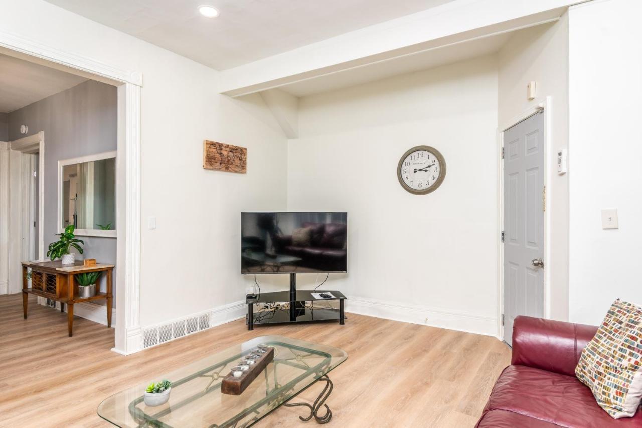 Beautiful Apartment On The West Side In Buffalo Exterior photo